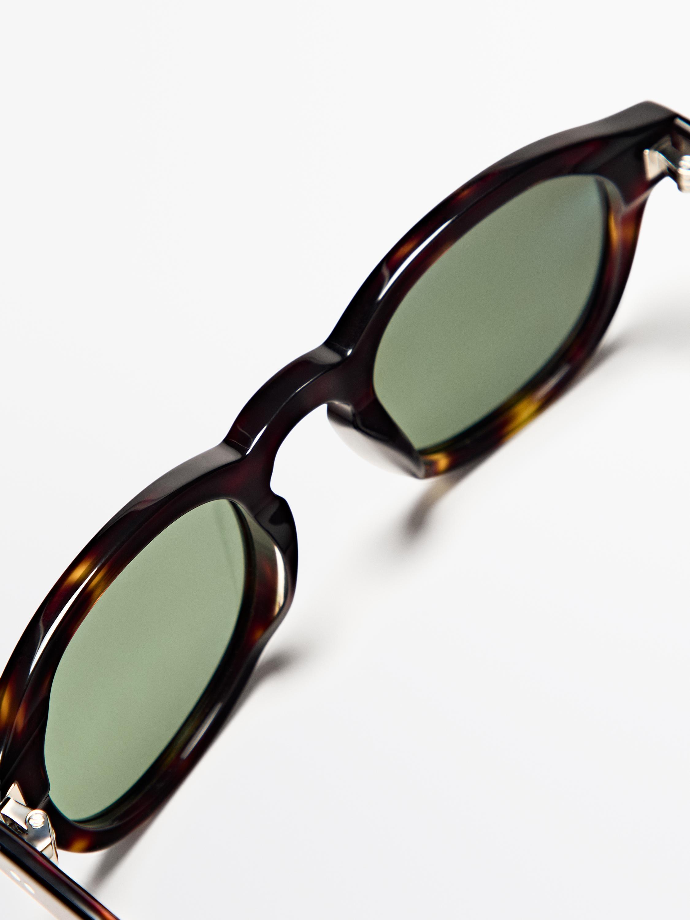 Lunettes de soleil arrondies